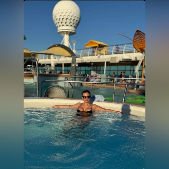 ✨I’m LIVE! ✨ Unlisted Item As Is All Sales Final - Picture 2 of 10